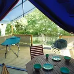 Campingplads Zecamping 3 Etoiles Anime Animaux Acceptes Familial Piscine Couverte *