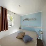 Kemping Zecamping 3 Etoiles Anime Animaux Acceptes Familial Piscine Couverte
