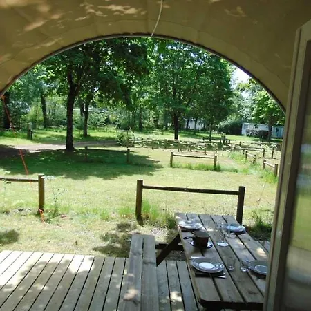 Campingplatz 3 Etoiles - Piscine - Ccbafeb Avrillé