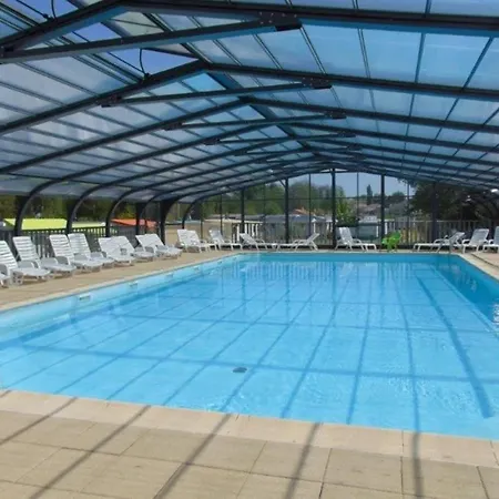 Camping 3 étoiles - Piscine - Ccbafeb *