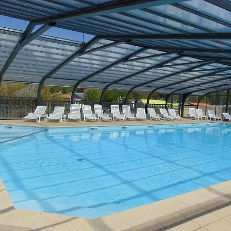 Zecamping 3 Etoiles Anime Animaux Acceptes Familial Piscine Couverte Parque de Campismo
