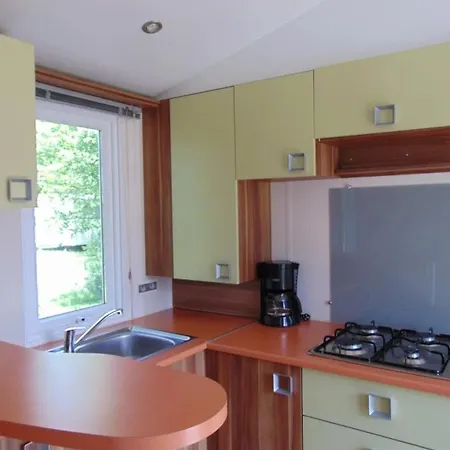 Kemping 3 Etoiles - Piscine - Ccbafeb Avrillé