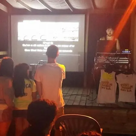 Kemping 3 Etoiles - Piscine - Ccbafeb Avrillé