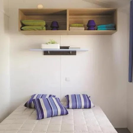 3 Etoiles - Piscine - Ccbafeb Avrillé