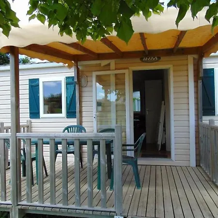 Κάμπινγκ 3 Etoiles - Piscine - Ccbafeb