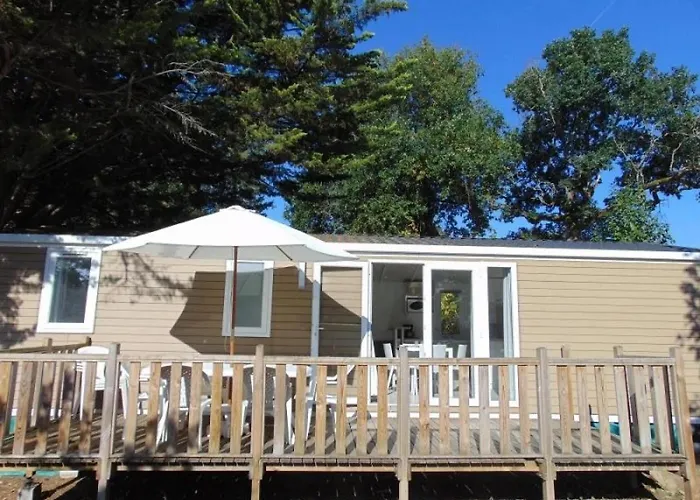 Zecamping 3 Etoiles Anime Animaux Acceptes Familial Piscine Couverte Avrillé