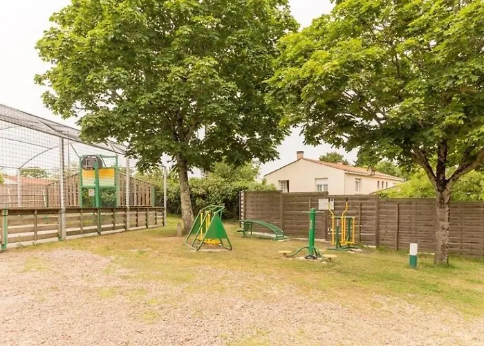 3 Etoiles - Piscine - Ccbafeb