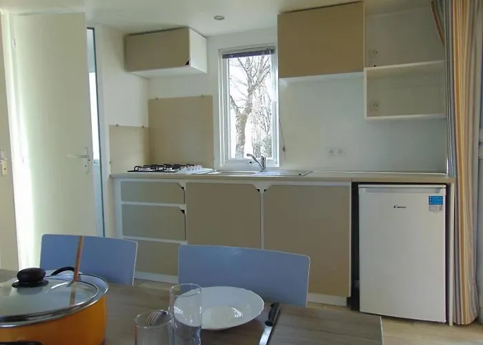 3 Etoiles - Piscine - Ccbafeb Campsite *